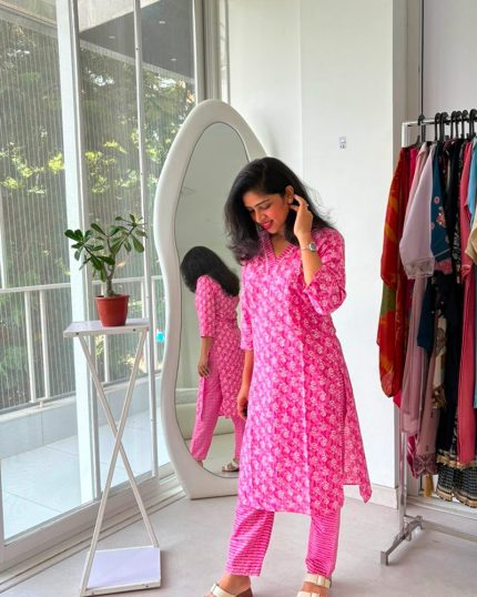Blossom Pink Printed Kurta Pant Set