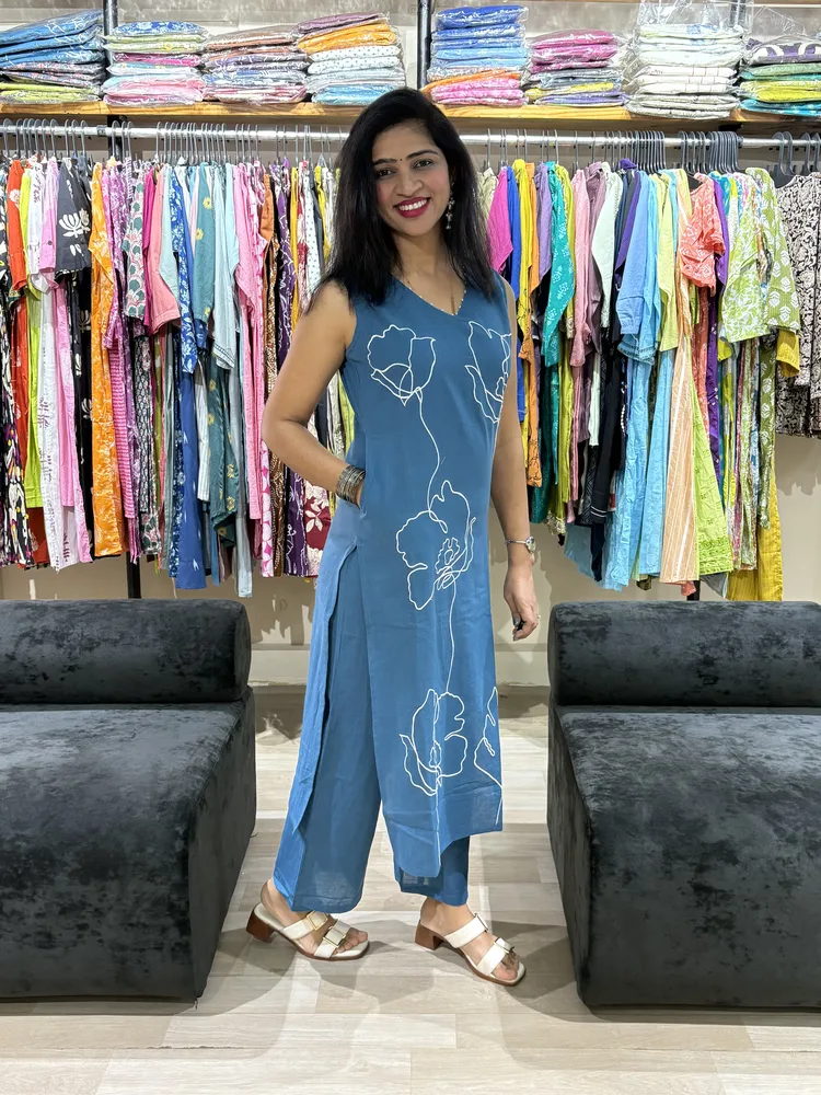 Teal Blue Floral Heavy Embroidery Straight Kurta Pant Set