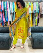 Emerald Petal Printed Kurta Pant Set