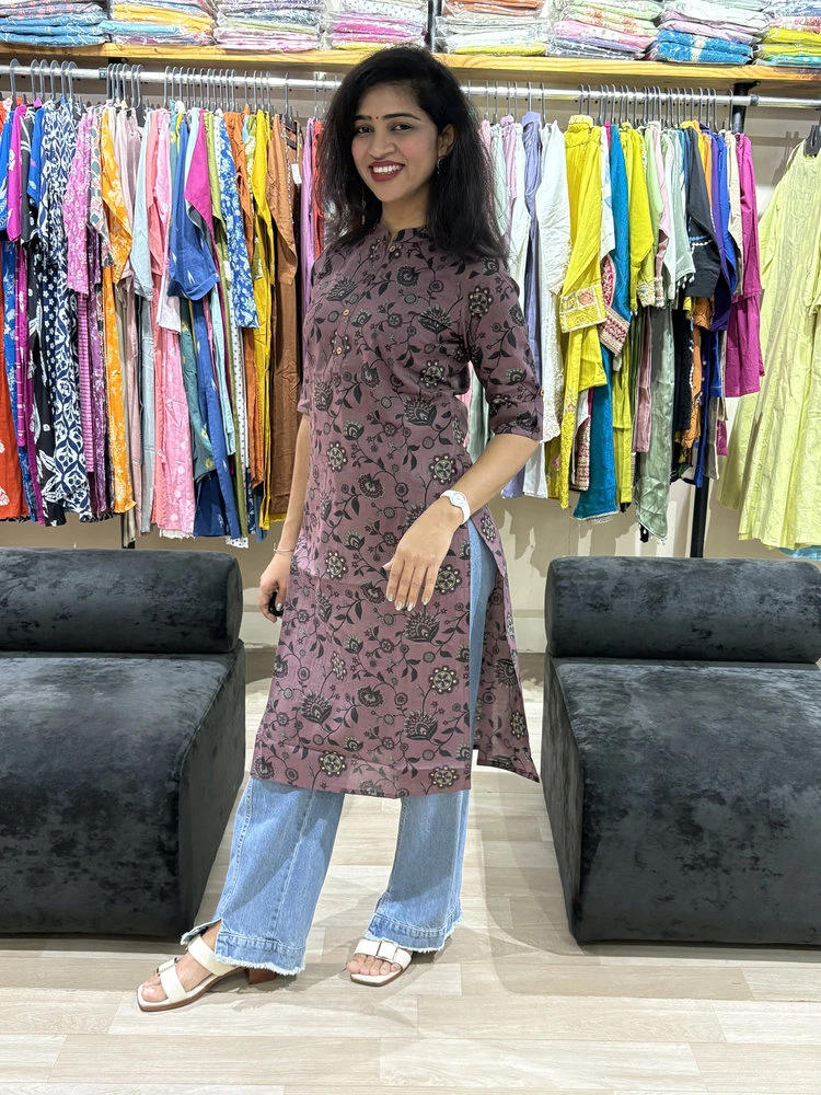 Mauve Floral Button Detail Kurti