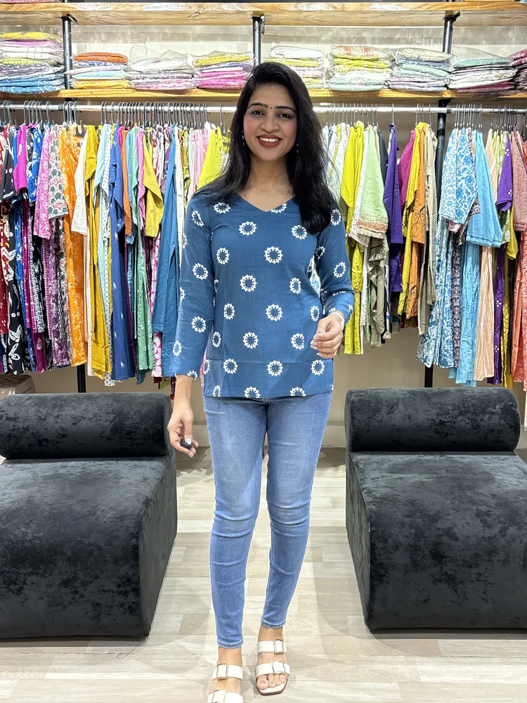 Sunburst Print Casual Cotton Tunic Top_result