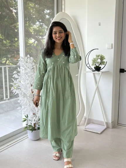 Mint Blossom Comfort Pair