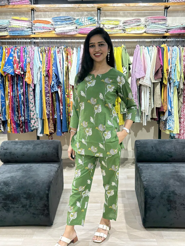 Olive Green Bird Print Co-Ord Set - Image 4