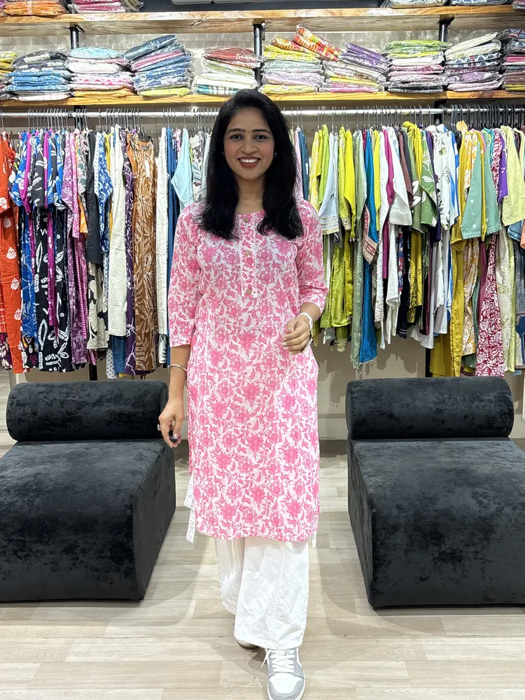 Pink Floral Cotton Kurti - Image 3